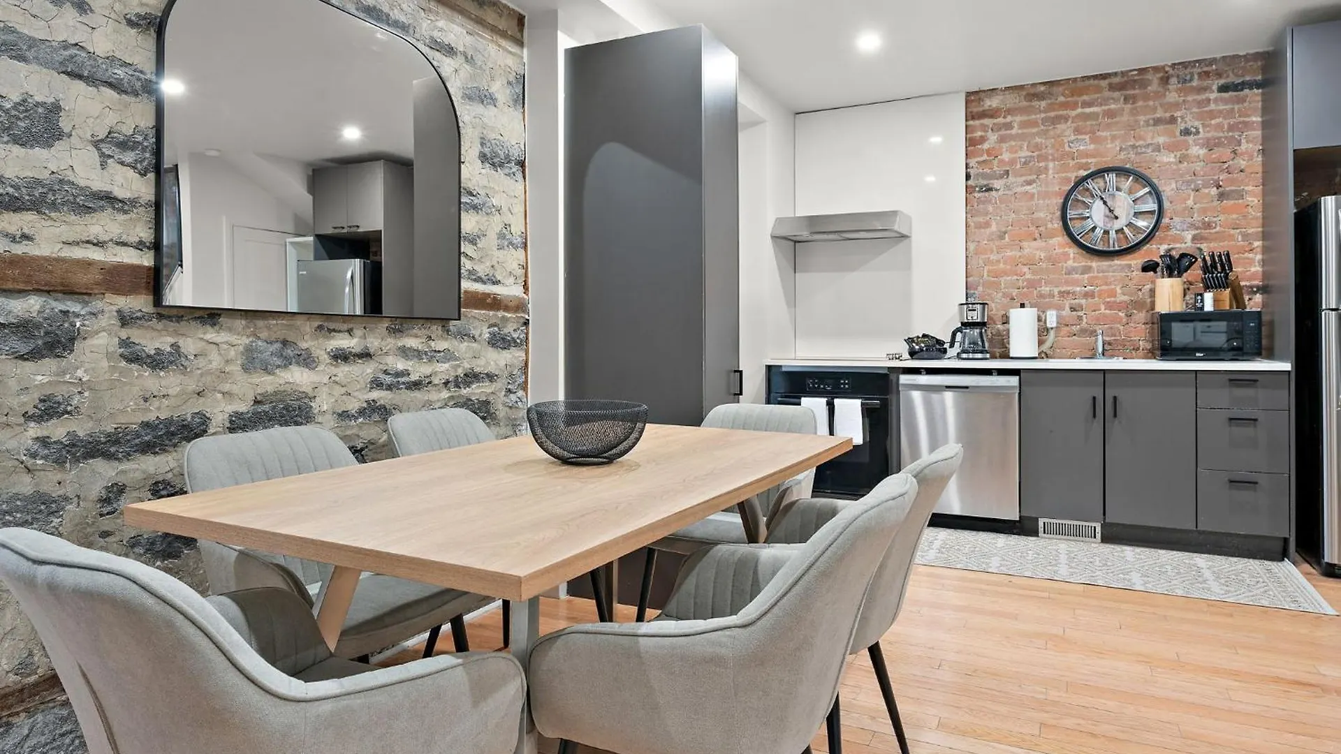 The Ontario Loft Suites Montreal 0*,  Kanada