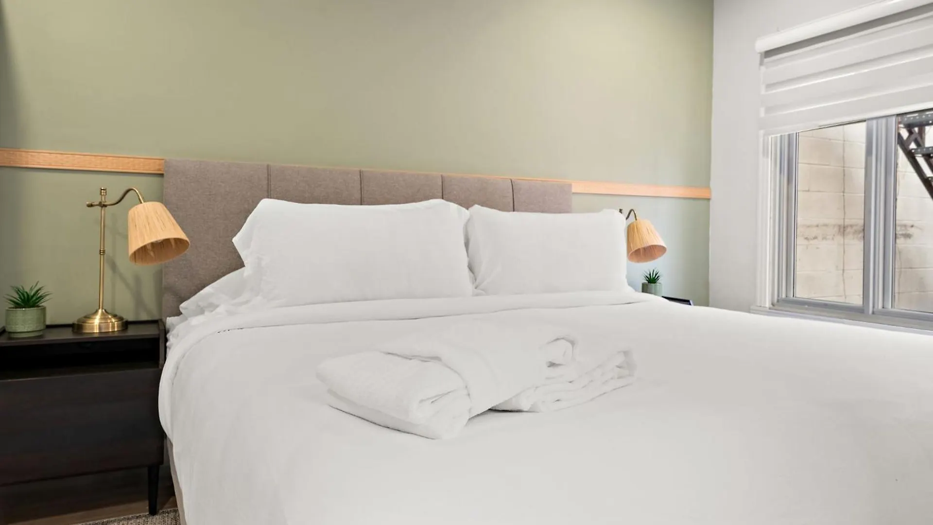 The Ontario Loft Suites Montreal 0*,  Kanada