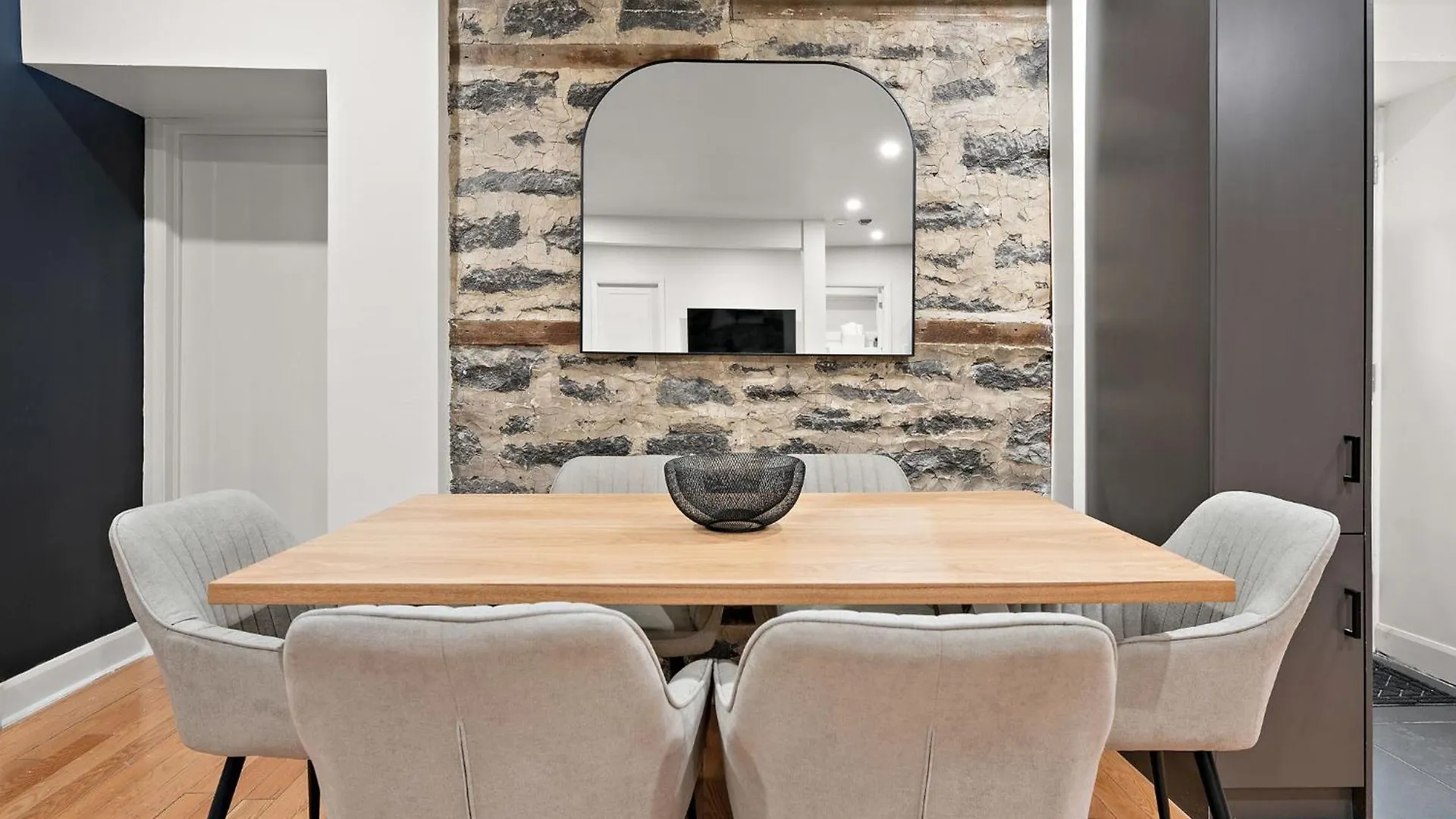 Apartment The Ontario Loft Suites Montreal Canada